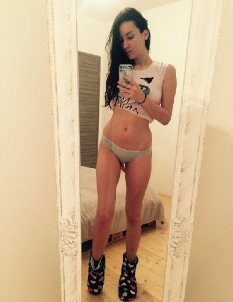 Индивидуалка Питера Леночка +7(911)263-24-01